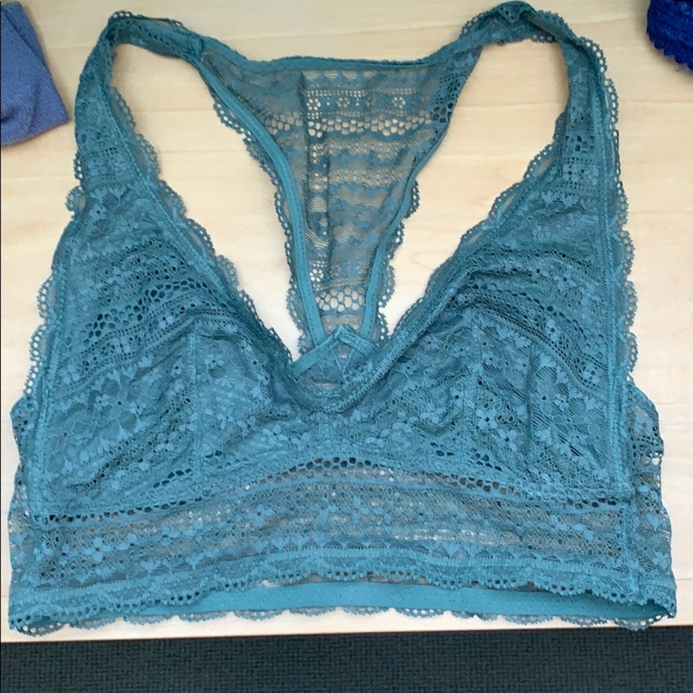 VS Bralette’s - Picture 4 of 5